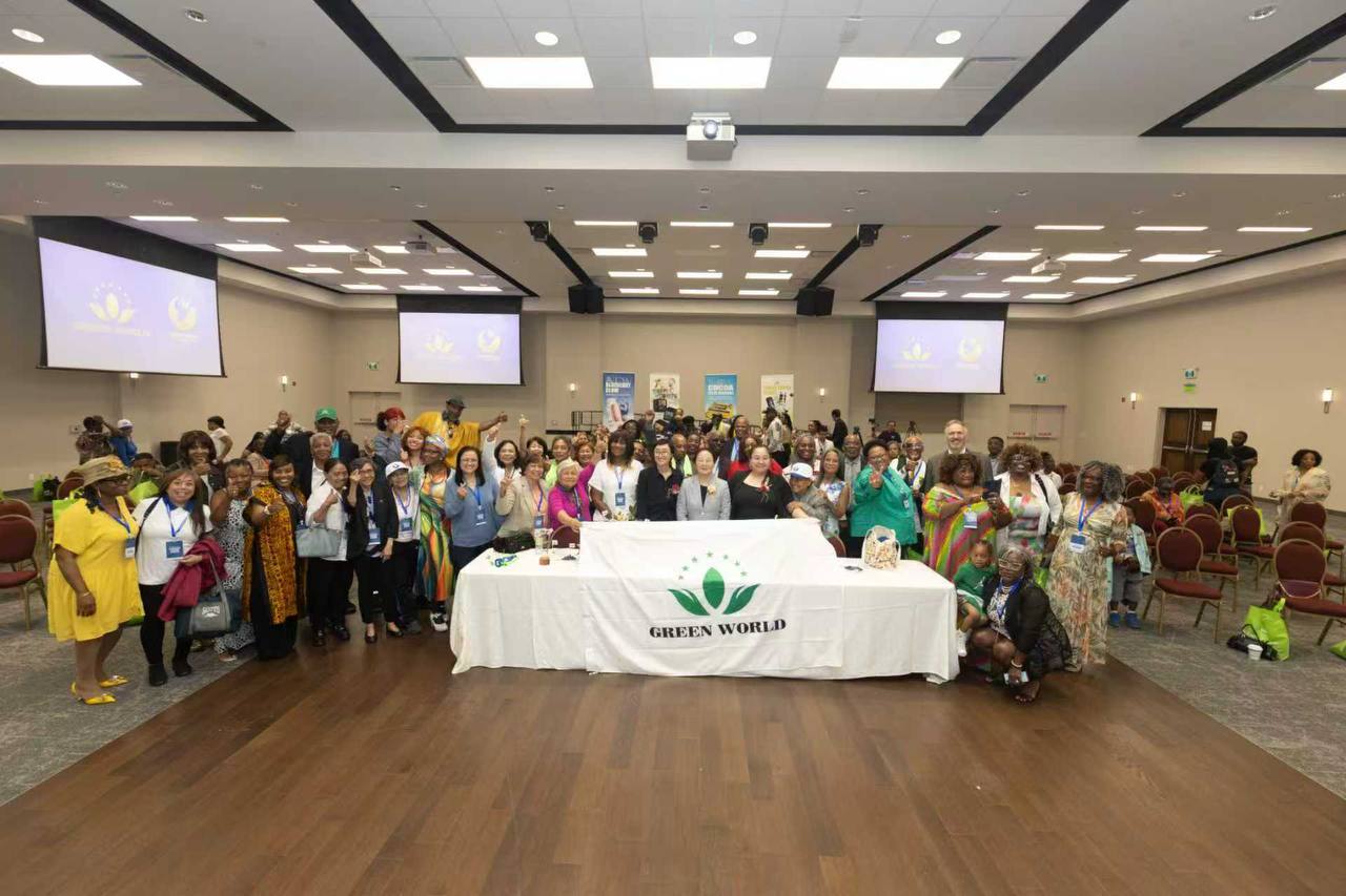 Sukces Północnoamerykańskiego Festiwalu Borówki Green World International